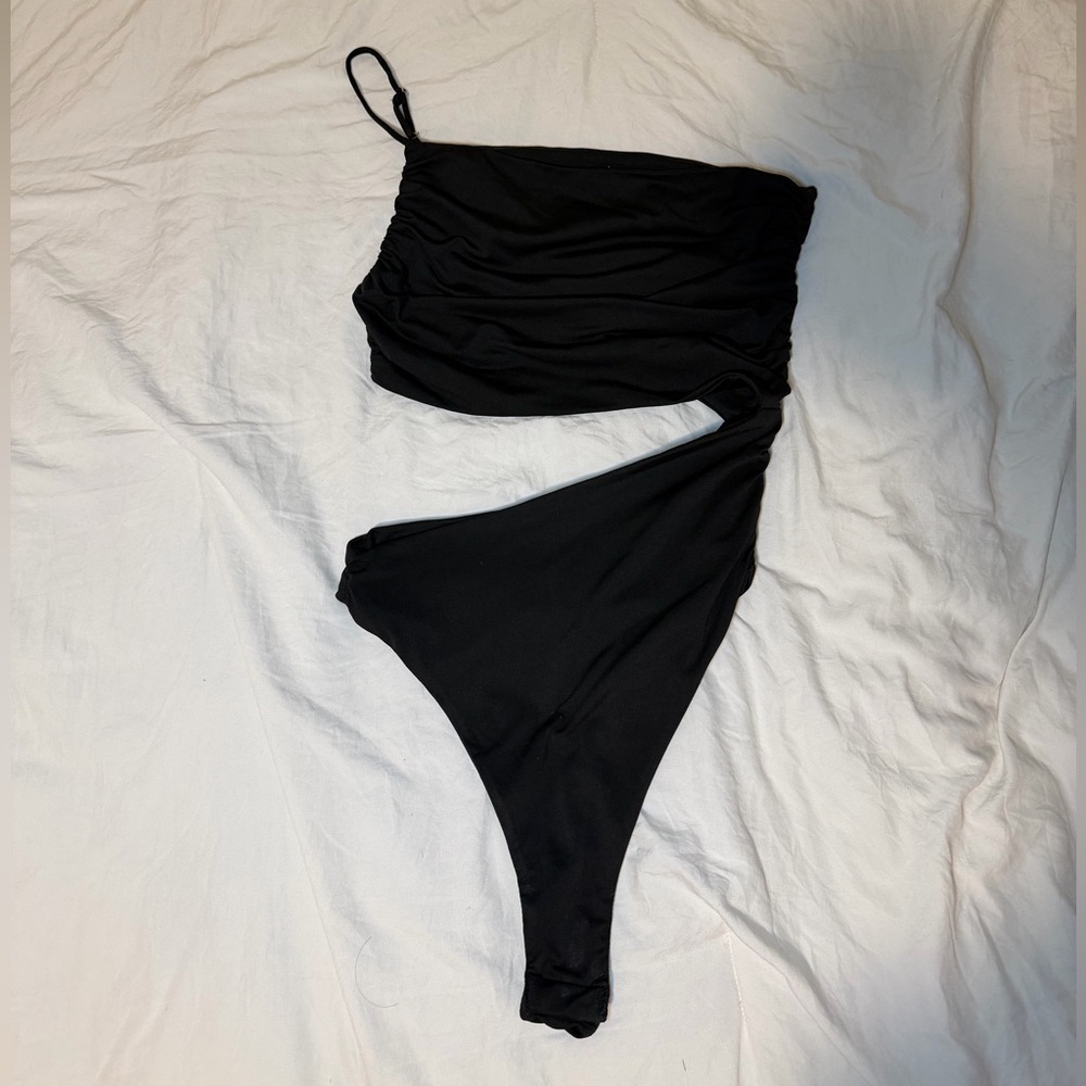 Superdown Veronica Cut Out Asymmetrical Women's Bodysuit Black XS - Picture 7 of 10